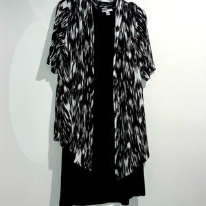 Dressbarn black white gray dress. Size 20.